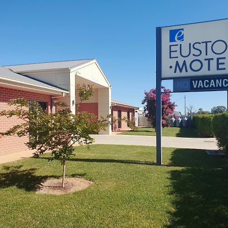 Euston Motel Exteriör bild
